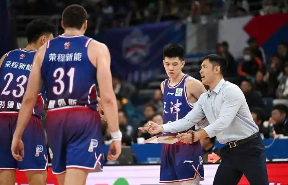 广东宏远主场迎战江苏，友谊赛打响